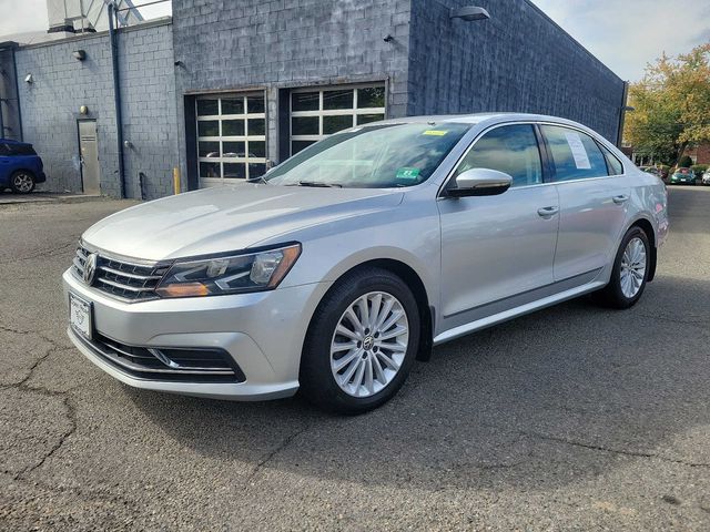 2016 Volkswagen Passat 1.8T SE