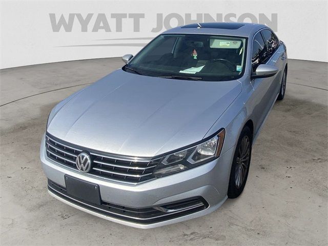 2016 Volkswagen Passat 1.8T SE