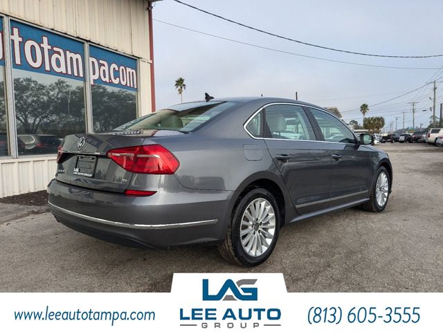 2016 Volkswagen Passat 1.8T SE