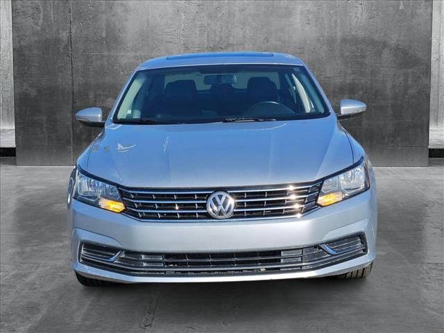 2016 Volkswagen Passat 1.8T SE