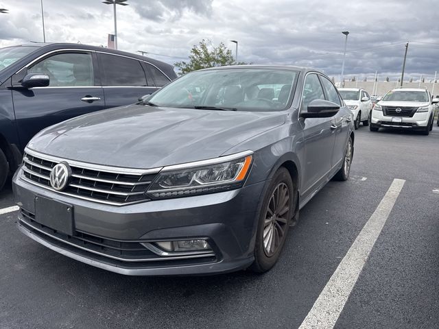 2016 Volkswagen Passat 1.8T SE