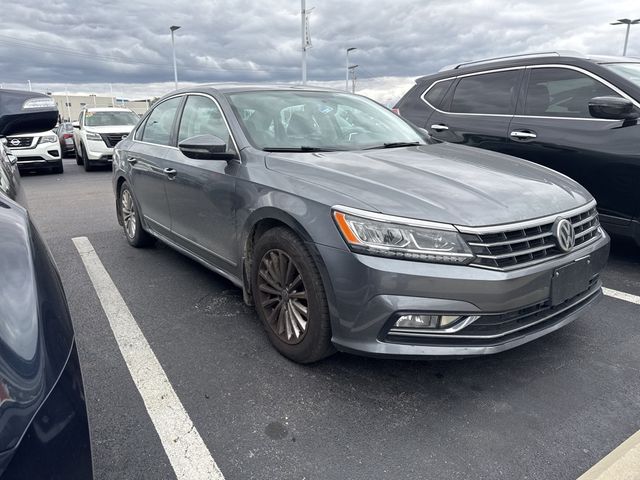 2016 Volkswagen Passat 1.8T SE