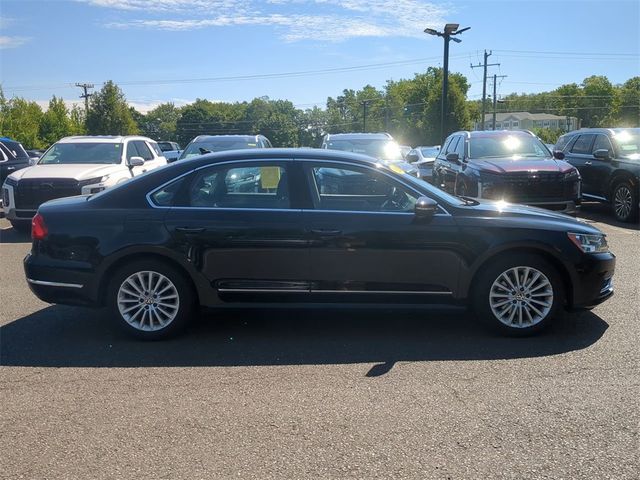 2016 Volkswagen Passat 1.8T SE