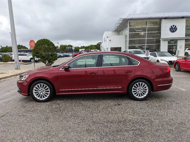 2016 Volkswagen Passat 1.8T SE