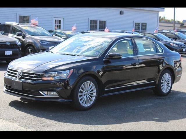 2016 Volkswagen Passat 1.8T SE Technology