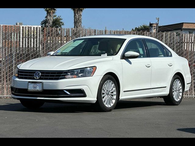 2016 Volkswagen Passat 1.8T SE