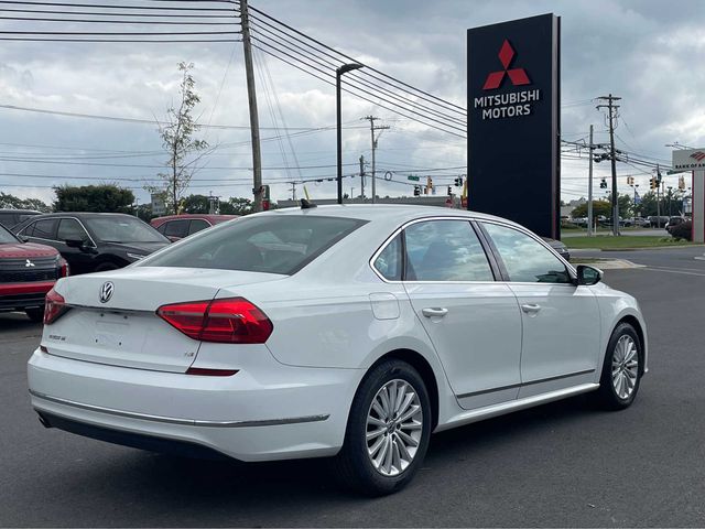 2016 Volkswagen Passat 1.8T SE