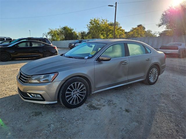 2016 Volkswagen Passat 1.8T SE Technology