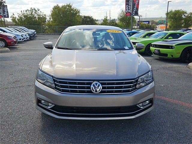 2016 Volkswagen Passat 1.8T SE Technology