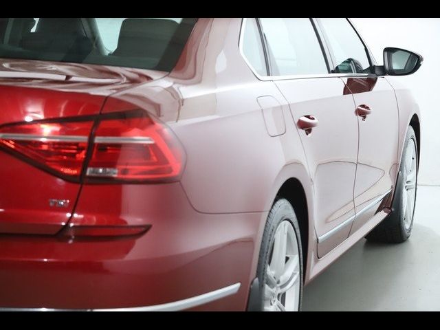 2016 Volkswagen Passat 1.8T SE