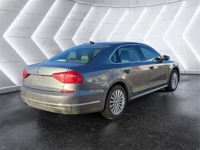 2016 Volkswagen Passat 1.8T SE