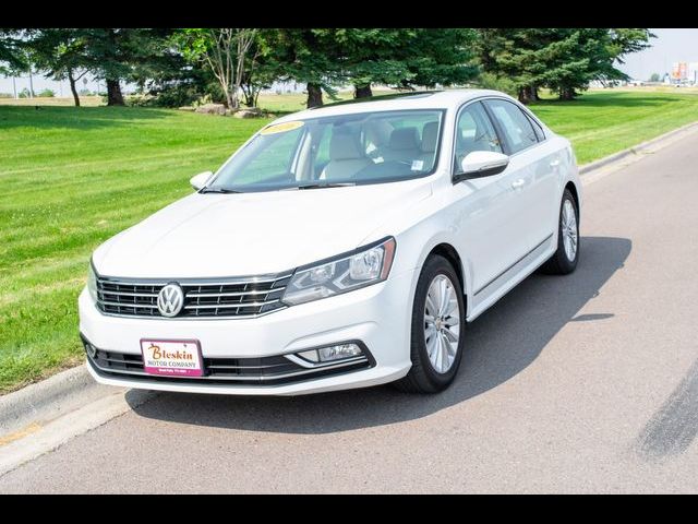 2016 Volkswagen Passat 1.8T SE Technology