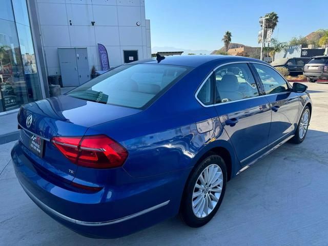 2016 Volkswagen Passat 1.8T SE