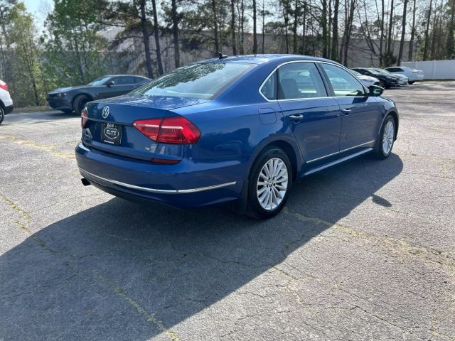 2016 Volkswagen Passat 1.8T SE