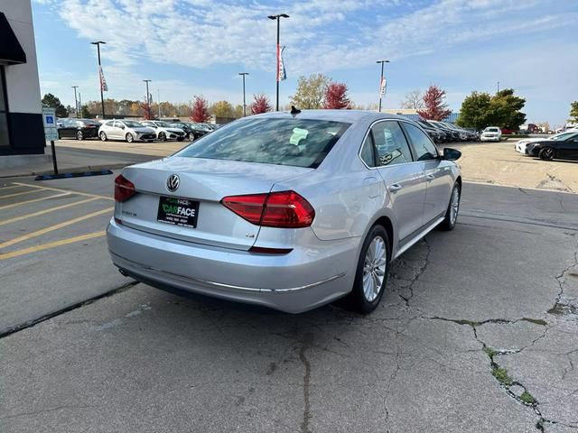 2016 Volkswagen Passat 1.8T SE Technology