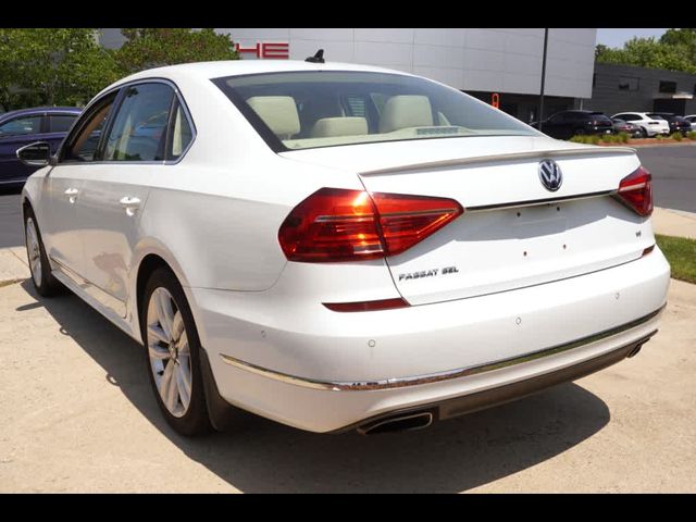 2016 Volkswagen Passat 3.6L V6 SEL Premium