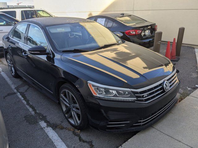 2016 Volkswagen Passat 1.8T R-Line Comfort