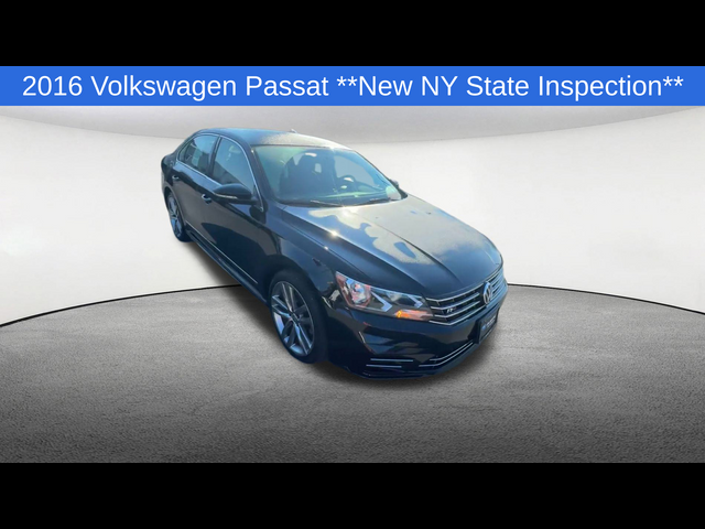 2016 Volkswagen Passat 1.8T R-Line