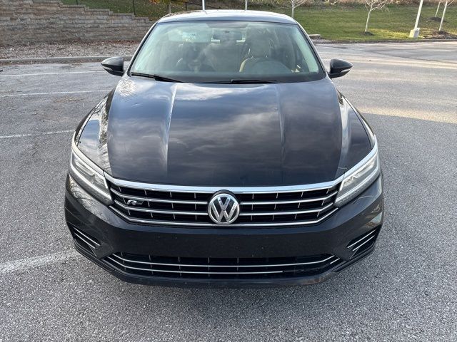 2016 Volkswagen Passat 1.8T R-Line Comfort