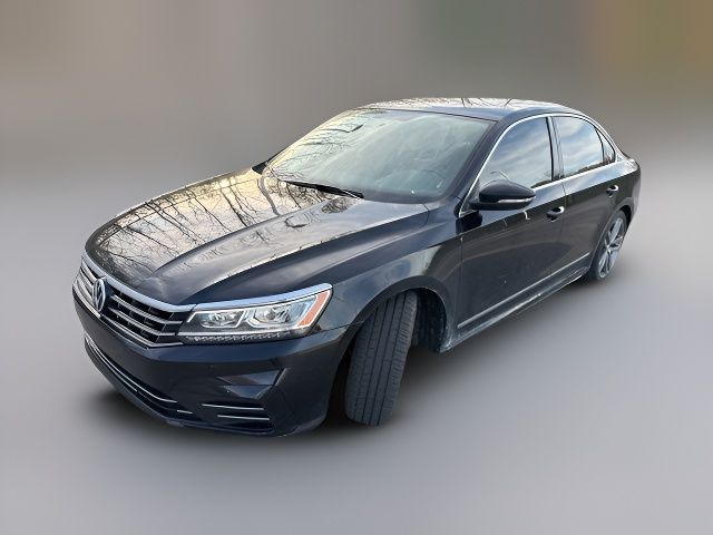 2016 Volkswagen Passat 1.8T R-Line Comfort