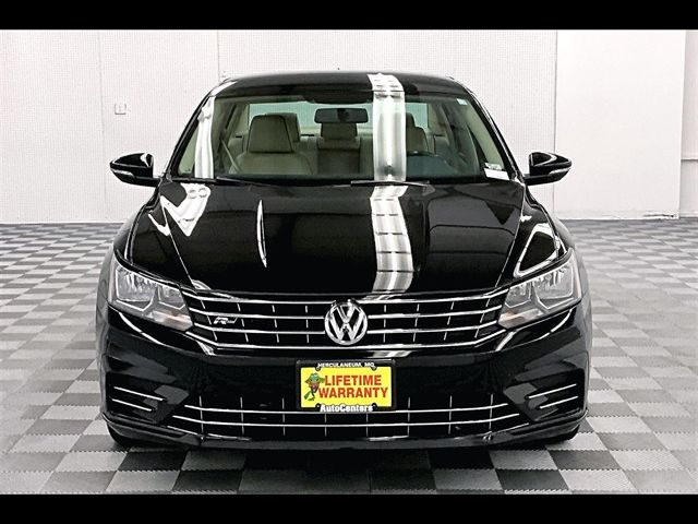 2016 Volkswagen Passat 1.8T R-Line Comfort