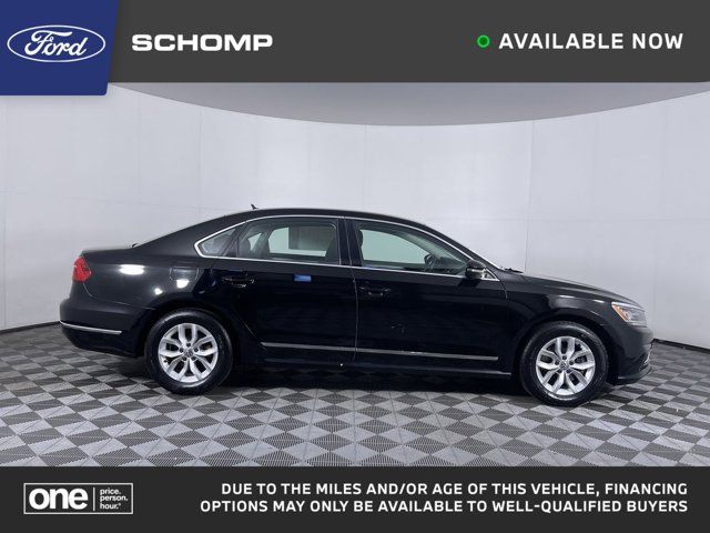 2016 Volkswagen Passat 1.8T S