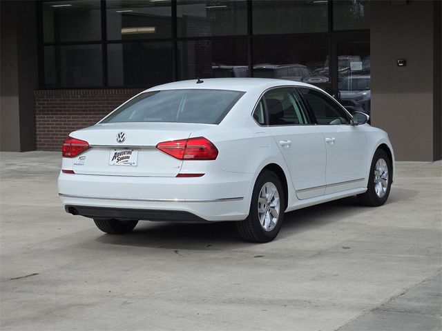 2016 Volkswagen Passat 1.8T S