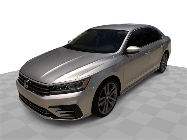 2016 Volkswagen Passat 1.8T R-Line Comfort