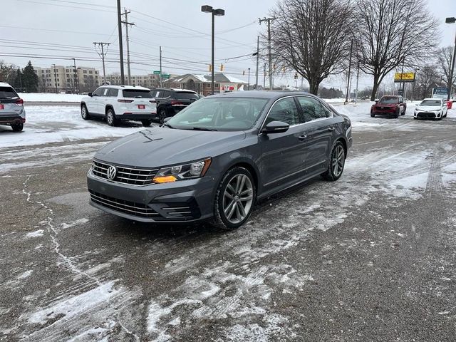 2016 Volkswagen Passat 1.8T R-Line