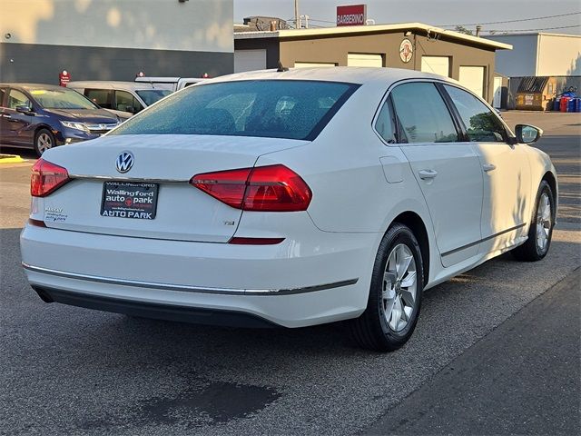 2016 Volkswagen Passat 1.8T S