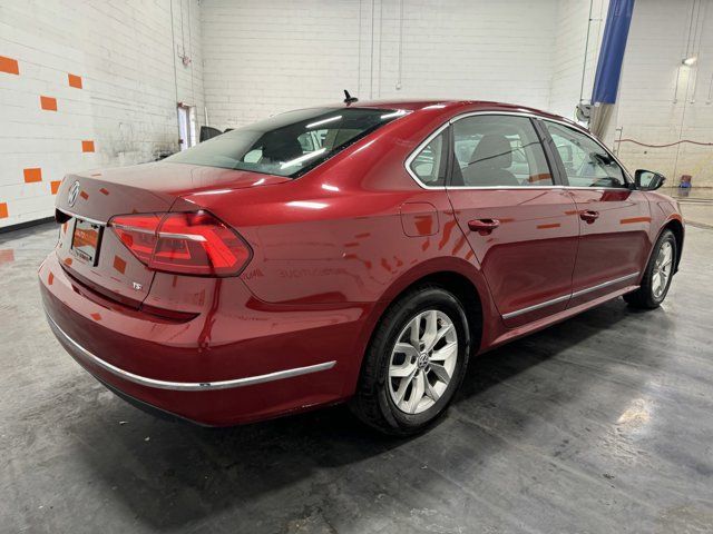 2016 Volkswagen Passat 1.8T S