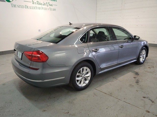 2016 Volkswagen Passat 1.8T S