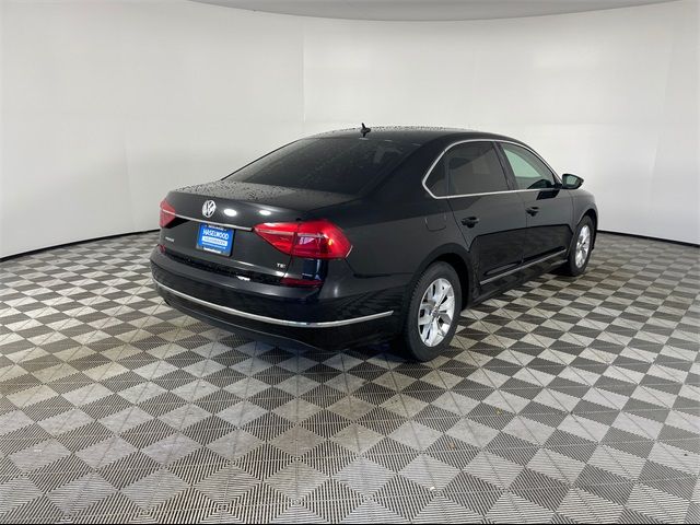 2016 Volkswagen Passat 1.8T S