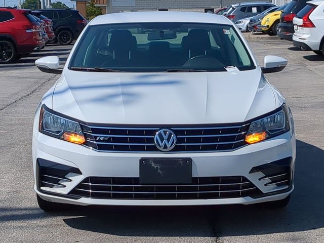 2016 Volkswagen Passat 1.8T R-Line