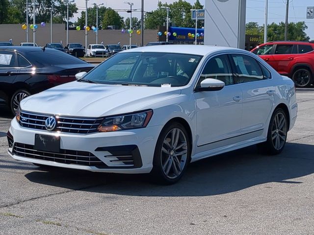 2016 Volkswagen Passat 1.8T R-Line