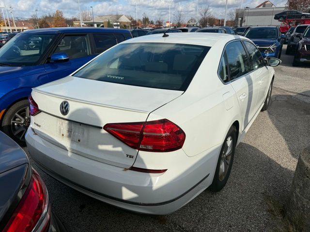 2016 Volkswagen Passat 1.8T S