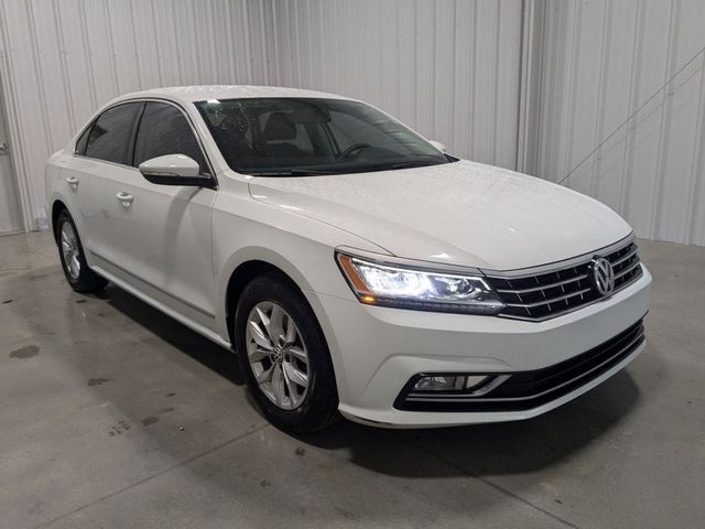 2016 Volkswagen Passat 1.8T S