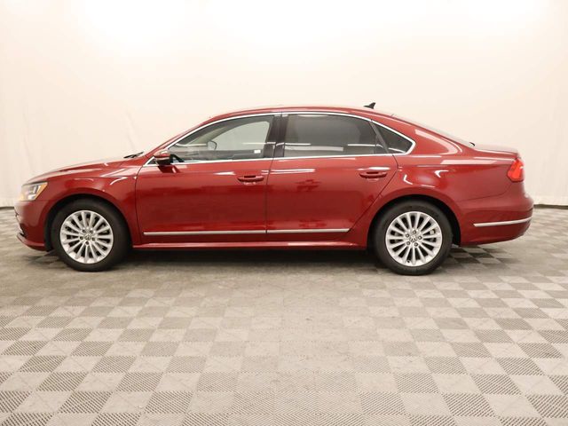 2016 Volkswagen Passat 1.8T SE Technology