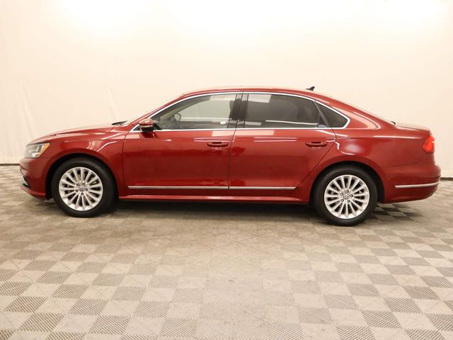 2016 Volkswagen Passat 1.8T SE Technology