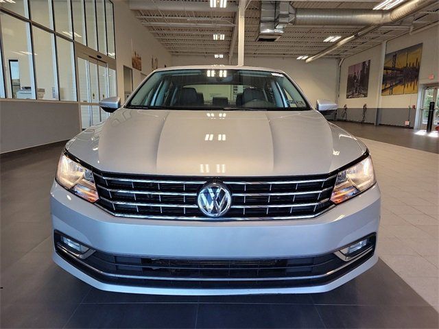 2016 Volkswagen Passat 1.8T SE Technology