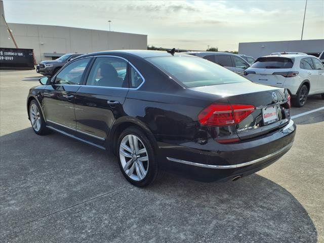 2016 Volkswagen Passat 1.8T SEL Premium