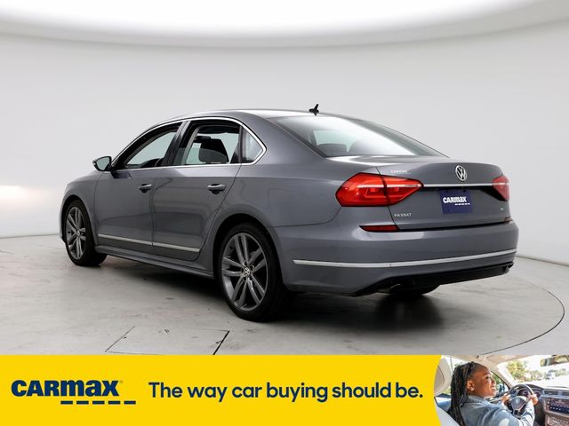 2016 Volkswagen Passat 1.8T R-Line Comfort