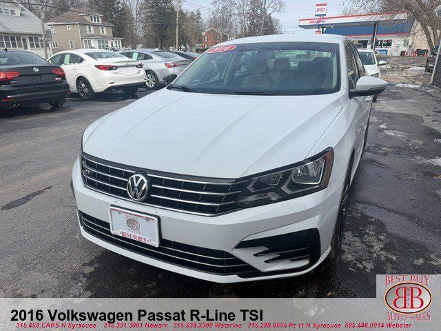 2016 Volkswagen Passat 1.8T R-Line Comfort