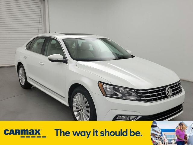 2016 Volkswagen Passat 1.8T SE Technology