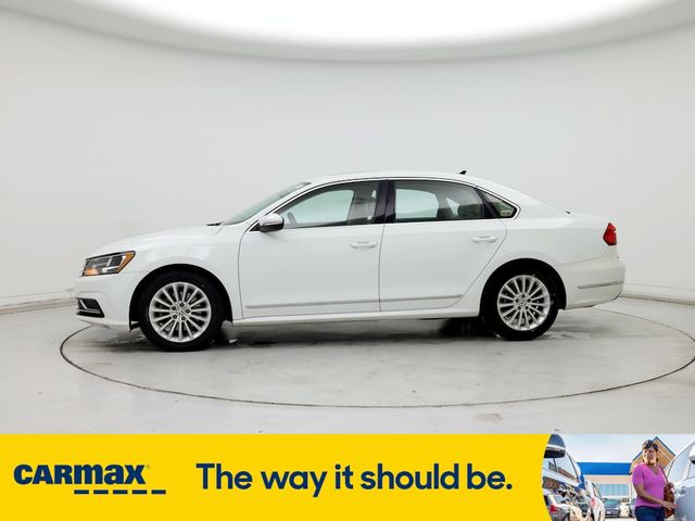 2016 Volkswagen Passat 1.8T SE