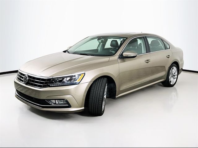 2016 Volkswagen Passat 1.8T SEL Premium