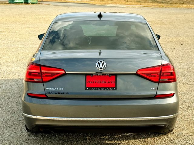 2016 Volkswagen Passat 1.8T SE Technology