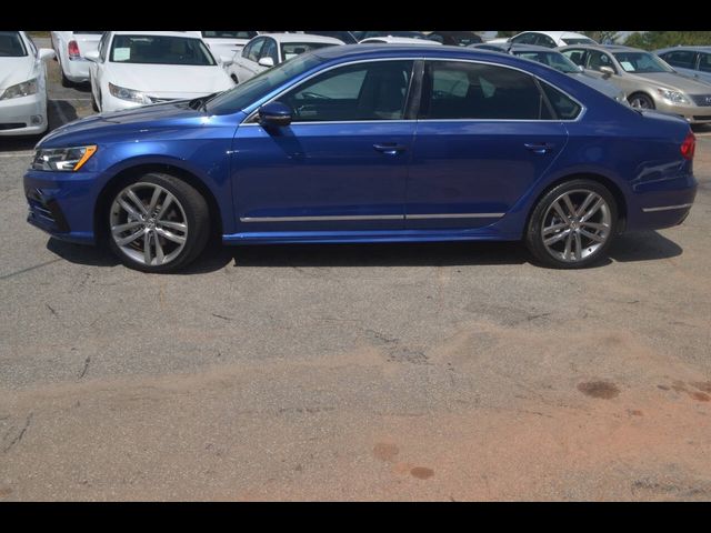 2016 Volkswagen Passat 1.8T R-Line Comfort