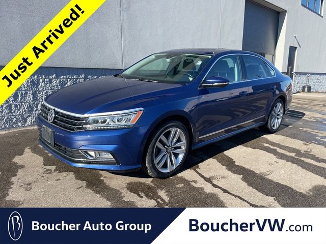 2016 Volkswagen Passat 3.6L V6 SEL Premium