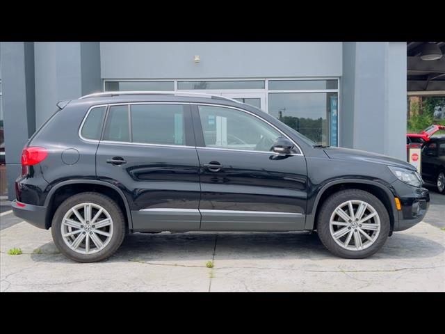 2016 Volkswagen Tiguan SE